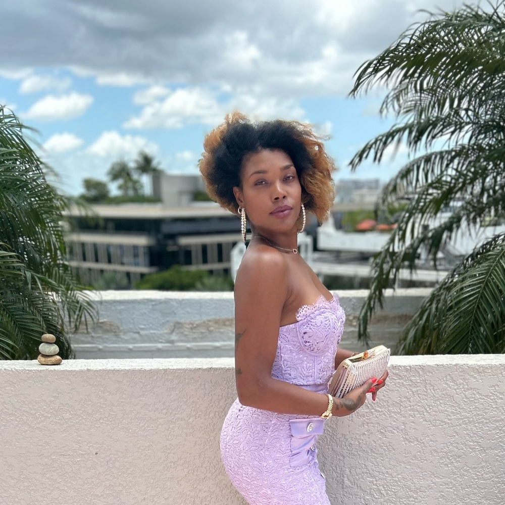 Meet your Posher, Janae. Or Mrs. Acce if you’re nasty.